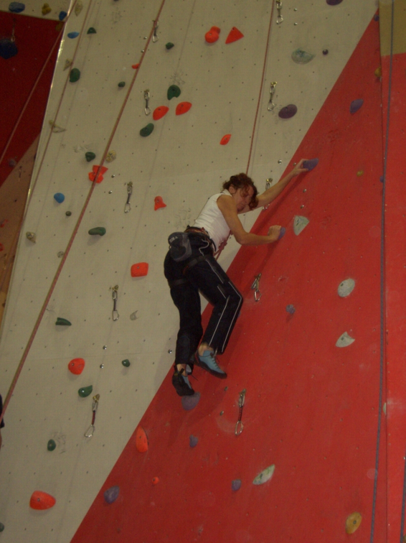 Sophie beim klettern.jpg