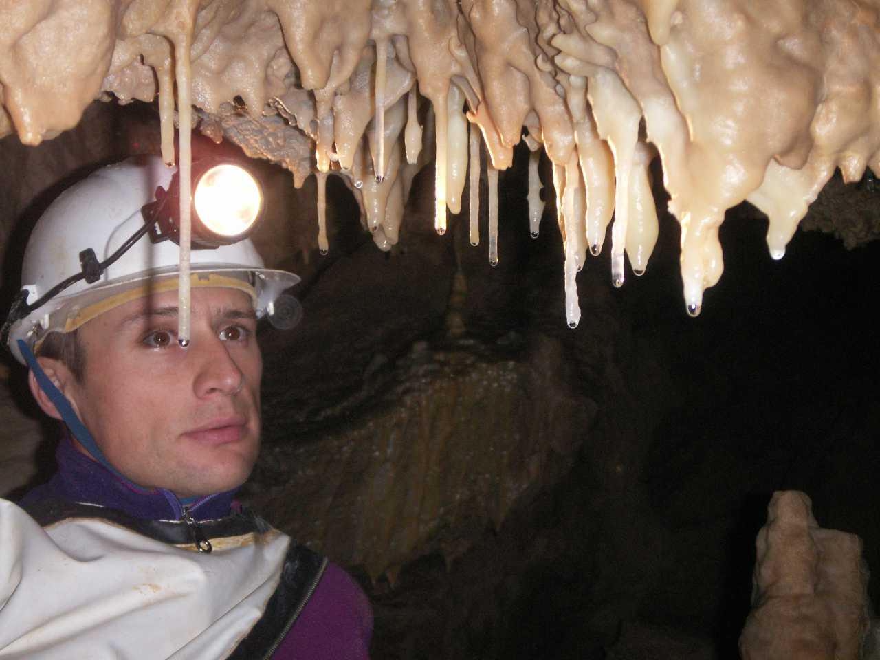 Sinter, Tropfsteine und Sinterfahnen.jpg