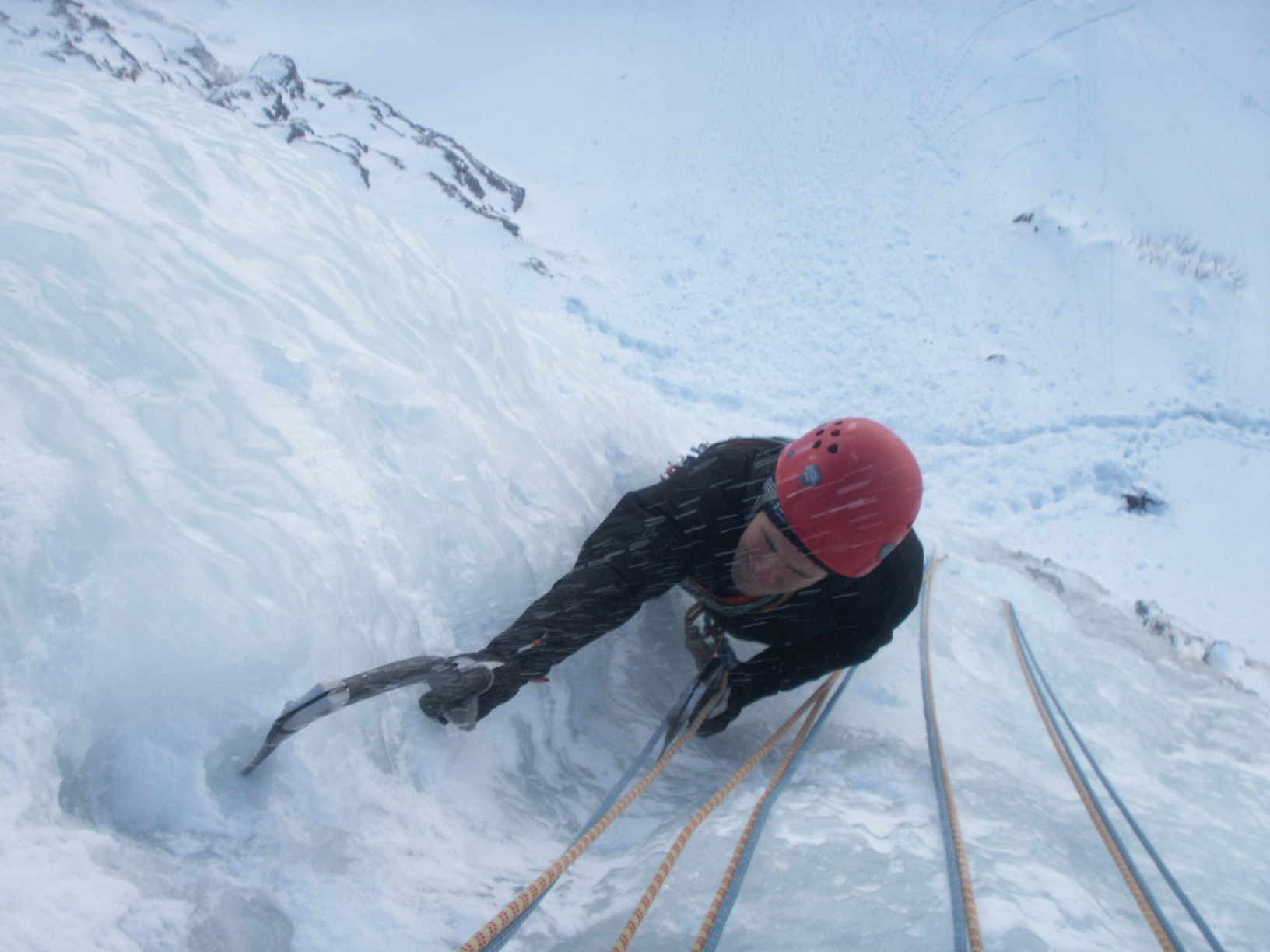 Andi in der ersten Seilänge.jpg