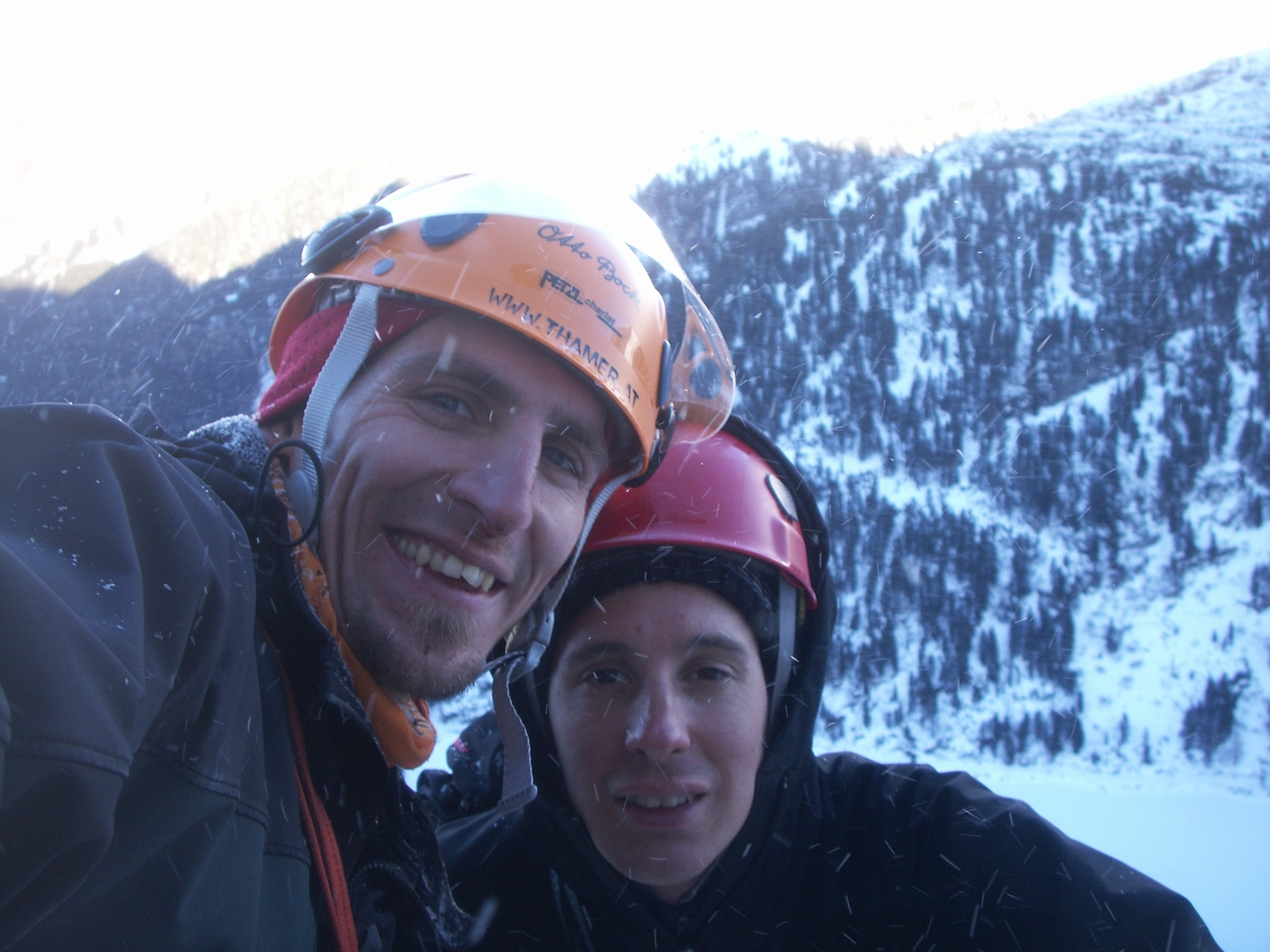 Andi und ich am Ausstieg vom Fall.jpg