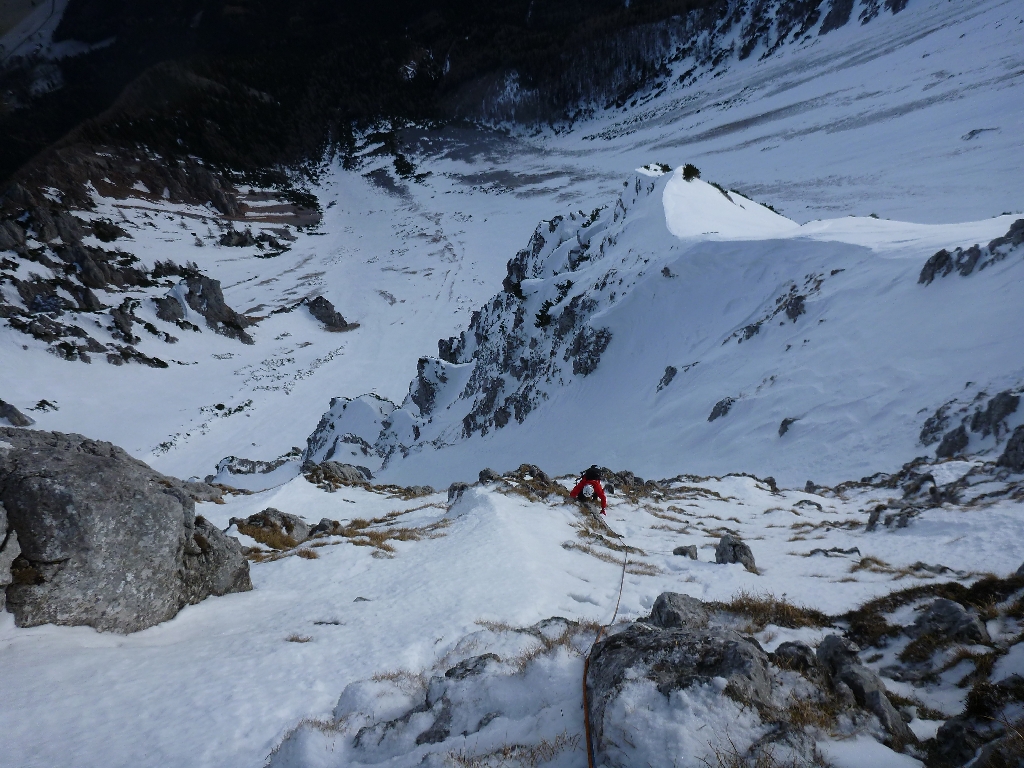 10_Michl in den steilen Schrofen der 4 Seillänge